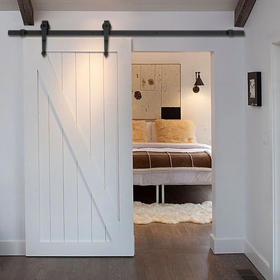 White Color Wood Sliding Barn Door Hanging