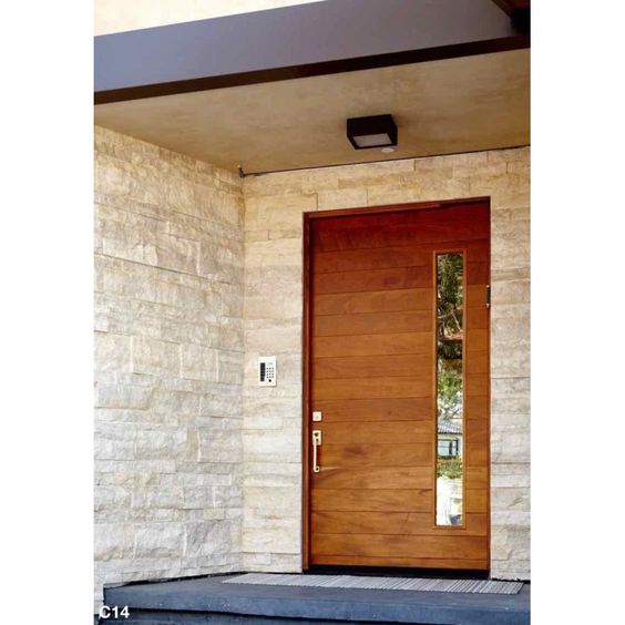 carving main gate